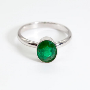 Green Emerald White Gold Oval Cut Bezel Ring (1.99ct)