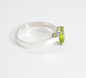 Green Peridot Silver Emerald Cut Ring (1.1ct)