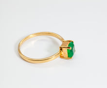 Load image into Gallery viewer, Green Emerald Gold Princess Cut Ring (.86ct)