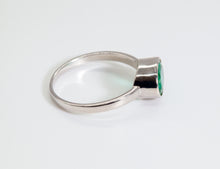 Load image into Gallery viewer, Green Emerald White Gold Side Mounted Oval Cut Bezel Ring (1.4ct)