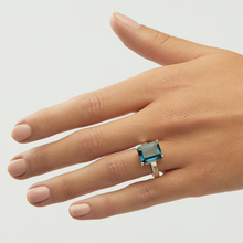 Load image into Gallery viewer, Swiss Blue Topaz Silver Cushion Cut Ring (5.74ct - 7.18ct)