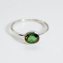 Load image into Gallery viewer, Dark Green Tourmaline Silver Side Mounted Oval Cut Ring (1.33ct)