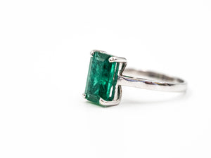 Green Emerald White Gold Emerald Cut Ring (3.88ct)