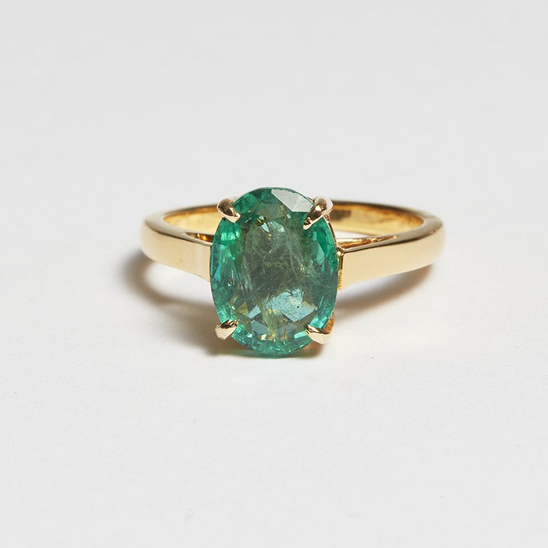 Green Emerald Gold Oval Cut Ring (3.78ct)