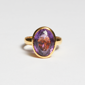 Purple Amethyst Gold Oval Cut Bezel Ring (6.58ct)