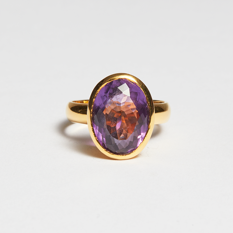 Purple Amethyst Gold Oval Cut Bezel Ring (6.58ct)