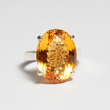 Load image into Gallery viewer, Yellow Citrine Silver Oval Cut Ring (4.31ct - 18.58ct)