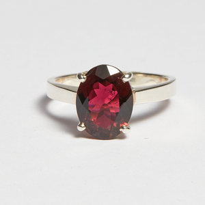 Dark Pink Tourmaline Silver Oval Cut Ring (2.32ct - 3.29ct)