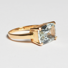 Load image into Gallery viewer, Light Blue Aquamarine Gold Side Mounted Emerald Cut Ring (6.20ct)