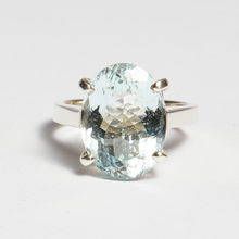 Load image into Gallery viewer, Light Blue Aquamarine Silver Oval Cut Ring (7.18ct - 9.65ct)