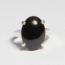 Load image into Gallery viewer, Black Onyx Silver Oval Cut Ring (8.10ct)