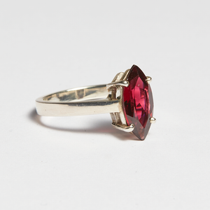 Red Garnet Silver Marquise Cut Ring (3.02ct)