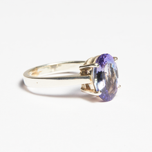 Load image into Gallery viewer, Blue Tanzanite Silver Oval Cut Ring (3.36ct)