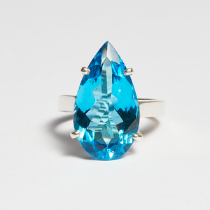 Swiss Blue Topaz Silver Pear Cut Ring (13.68ct - 15ct)