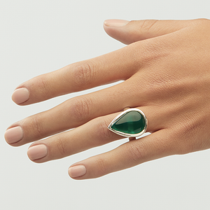 Green Onyx Silver Pear Bezel Ring (8.08ct - 11.58ct)