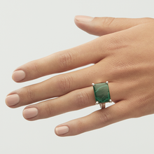 Load image into Gallery viewer, Green Malachite Silver Side Mounted Emerald Cut Ring (8.62ct)