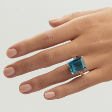 Load image into Gallery viewer, Swiss Blue Topaz Silver Emerald Cut Ring (20.88ct - 20.98ct)