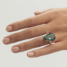 Load image into Gallery viewer, London Blue Topaz Silver Pear Cut Ring (15.88ct)