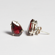 Load image into Gallery viewer, Red Garnet Silver Pear Cut Sofia Stud Earrings